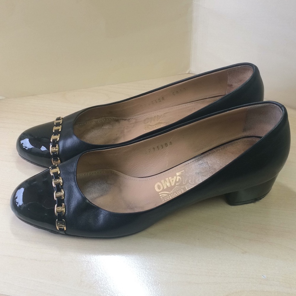 Salvatore Ferragamo Black Leather Pumps